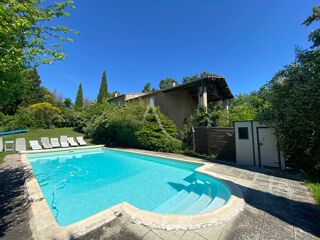  Villa à vendre 15 + pièces 503 m²