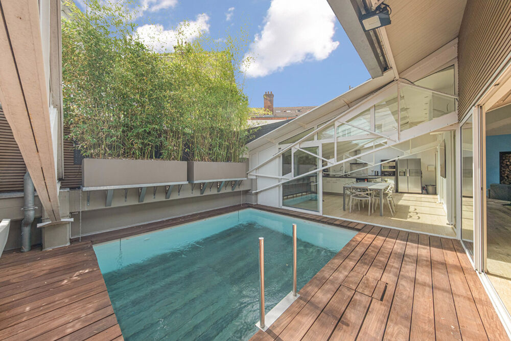 Propriété d'exception de 410 m² avec piscine à Chalon-sur-Saône