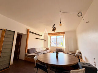  Appartement à louer 4 pièces 90 m²