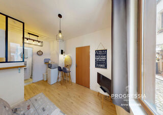  Immeuble à vendre 8 pièces 119 m²