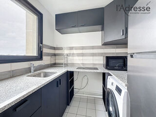  Appartement à louer 1 pièce 32 m²