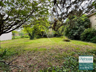  Terrain à vendre 366 m²