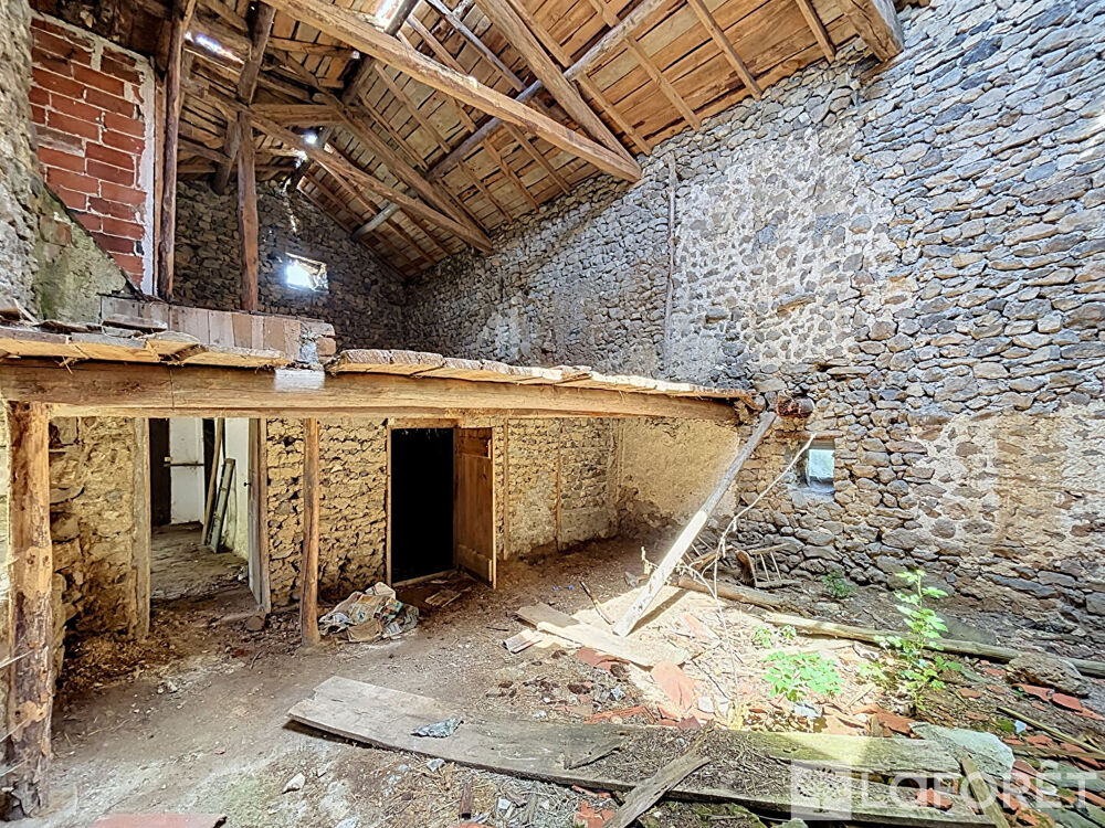 Vente Maison Corps de ferme en pierre à réhabiliter Lissac