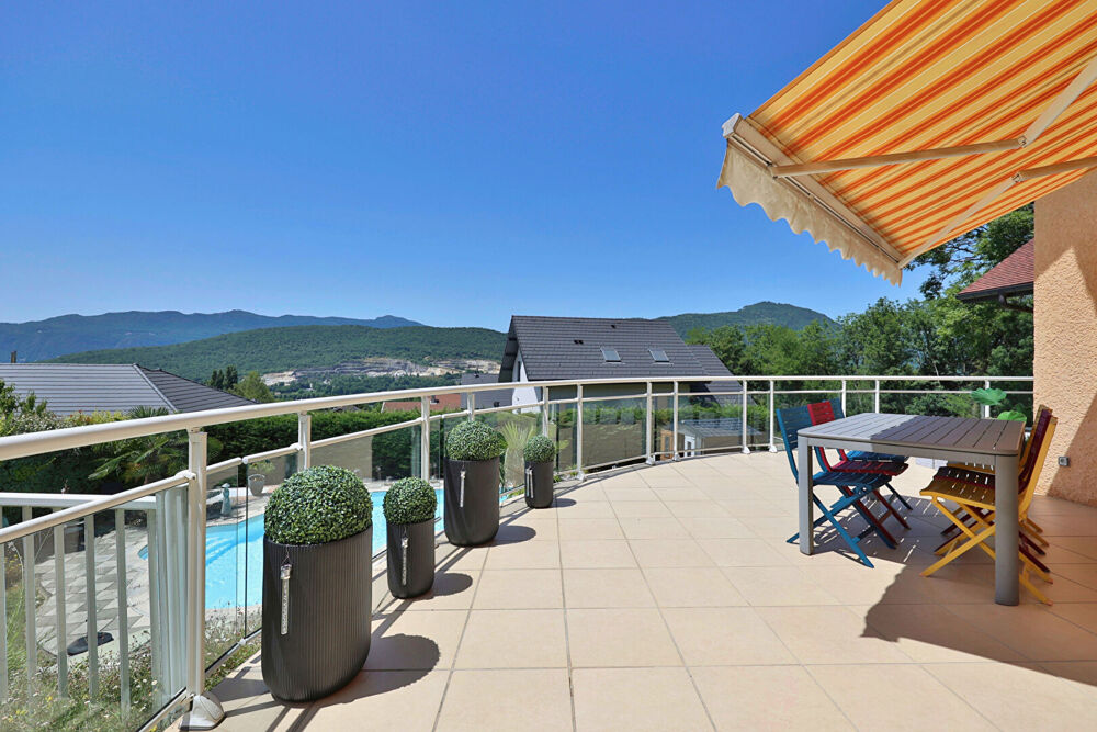 Maison Gresy Sur Aix 7 pièce(s) 281 m2 au calme avec vue sur le lac du Bourget