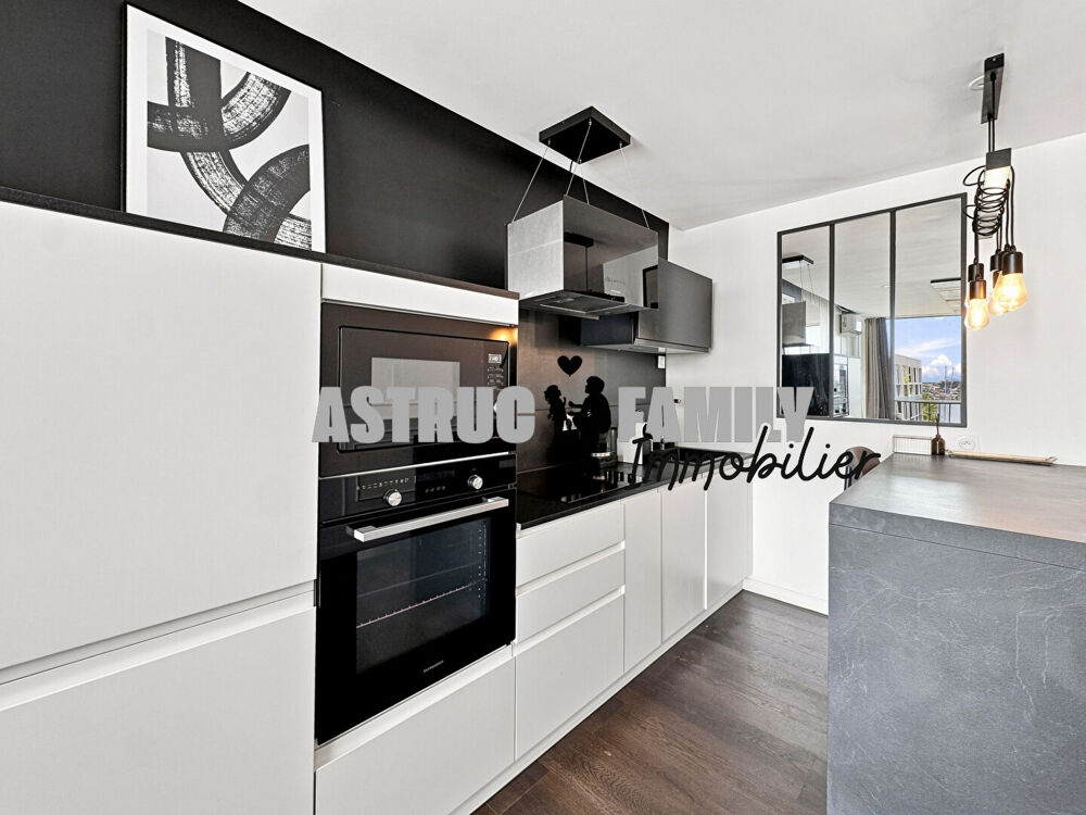 Vente Appartement LA GRANDE MOTTE - STUDIO CABINE - VUE PORT-CENTRE VILLE -RENOVÉ La grande motte