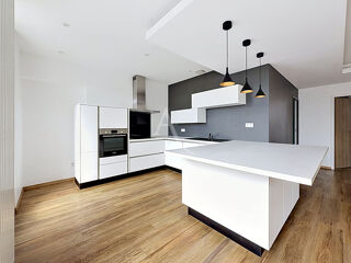  Appartement à vendre 5 pièces 105 m²