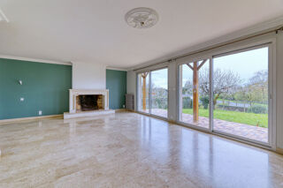  Maison  vendre 7 pices 233 m