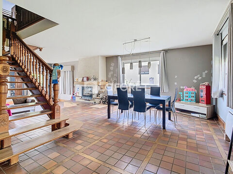   Maison Vicherey avec local professionnel et un appartement Maison - 12 pi�ce(s) - 449 m�