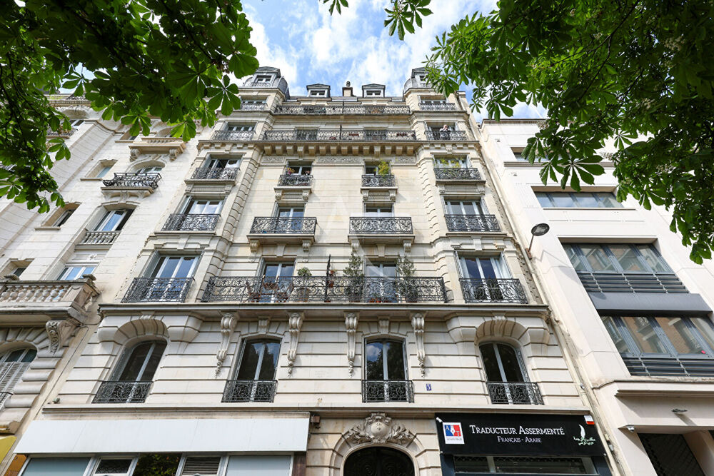 Appartement 4 pièces 82 m² · à Paris 11 · 82 m² · 790 000 €