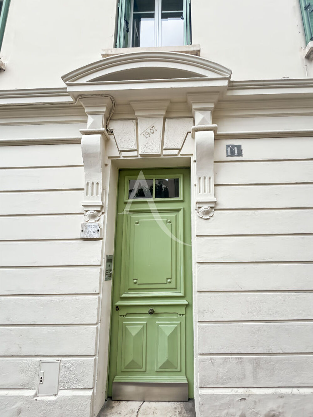 Location Appartement LOCATION NUE A L ANNEE BEAU 2 PIECES  -  CANNES Cannes