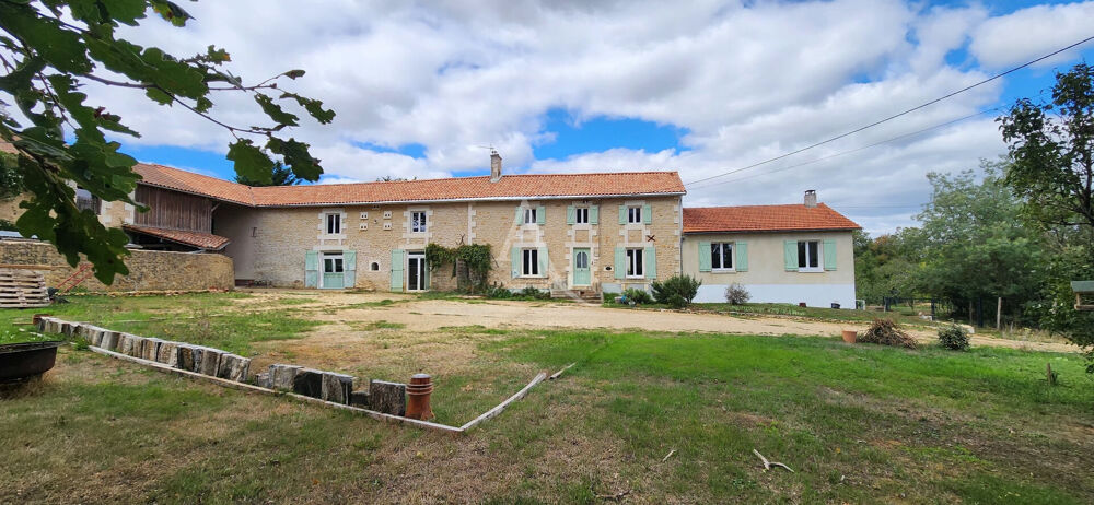 Vente Maison ITEUIL - LONGERE - 6 CHAMBRES - TERRAIN - GITE Iteuil