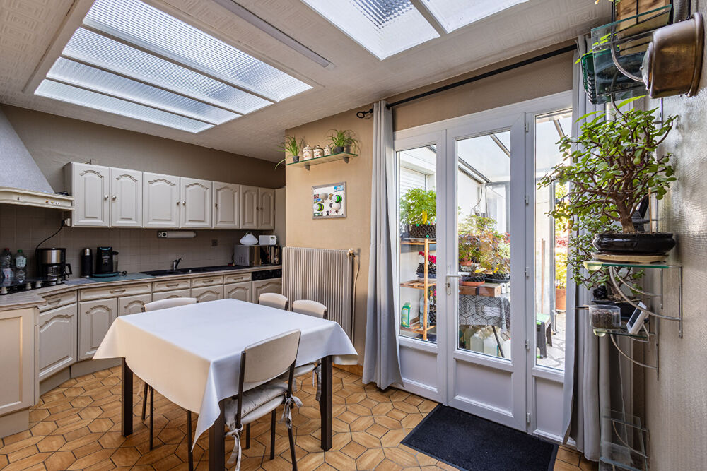 RONCHIN - MAISON - 4 CHAMBRES - BEAU VOLUME - JARDIN