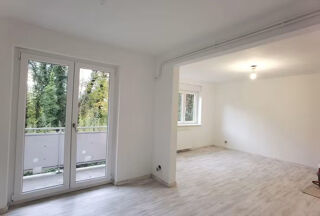 Vente Appartement VALDOIE - T3 entièrement rénové avec garage, parking, cave et balcon Valdoie