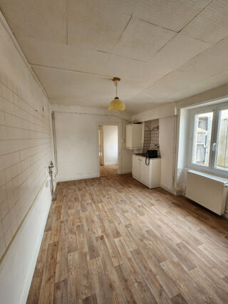  Appartement � louer 4 pi�ces 77 m�