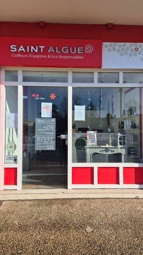 Local commercial Montaigu Vendee 58 m2 149900 85600 Montaigu vendee