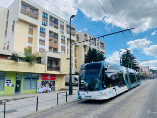  Appartement  louer 4 pices 83 m