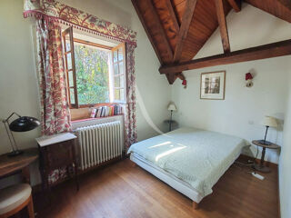  Maison  vendre 10 pices 250 m