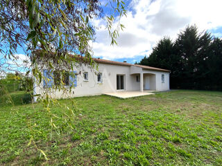 Vente Maison Maison de 99 m2 à Saint Genis De Saintonge Saint genis de saintonge