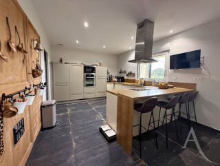  Maison � vendre 7 pi�ces 250 m�