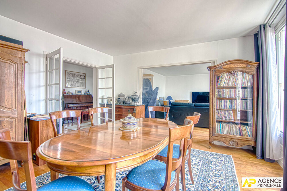 � vendre  Appartement Versailles (78000)