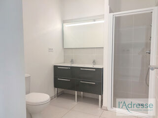  Appartement à louer 2 pièces 43 m²