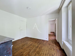  Appartement à louer 3 pièces 56 m²
