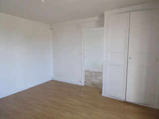  Appartement à louer 1 pièce 25 m²