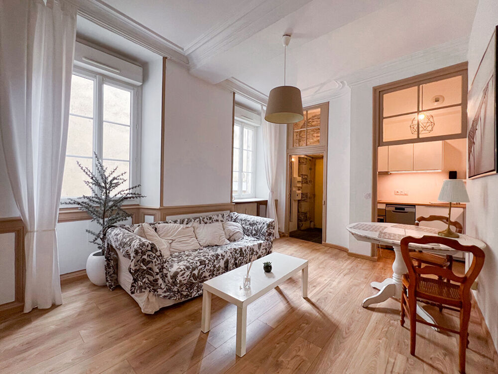 Vente Appartement Appartement T2 dans l'hyper centre d'Angers sans travaux avec le charme de l'ancien Angers