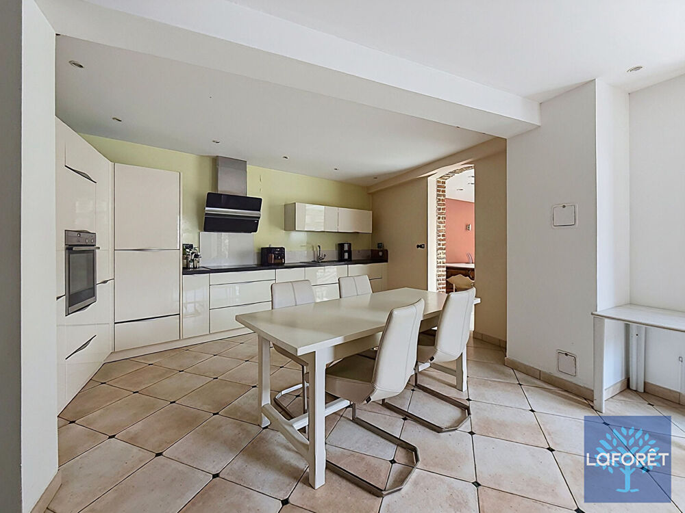 Vente Maison Magnifique maison avec stationnements et dépendances à Haspres Haspres