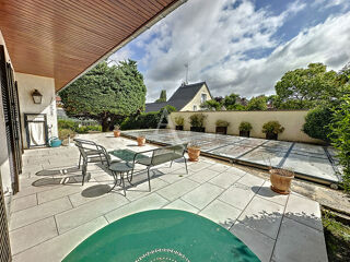  Maison  vendre 8 pices 212 m