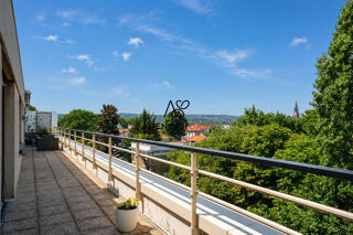  Appartement à vendre 4 pièces 121 m²
