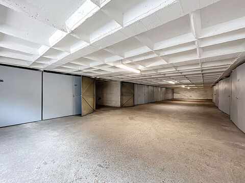  Parking / Garage � louer 