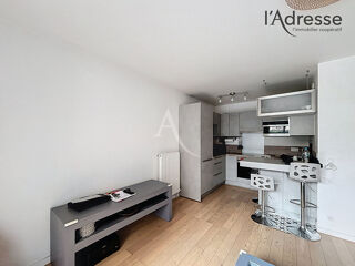  Appartement à louer 3 pièces 64 m²