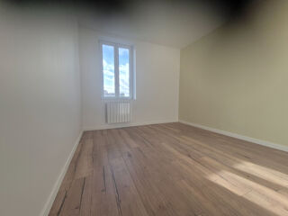  Maison à vendre 10 pièces 146 m²
