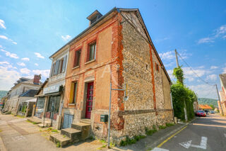  Maison  vendre 10 pices 240 m