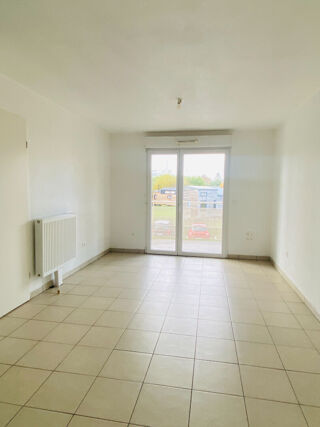  Appartement à louer 2 pièces 38 m²