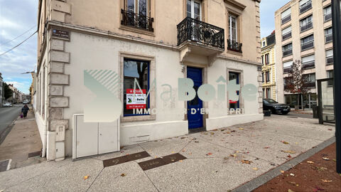 ROANNE - Local commercial de 100 m² 1050 42300 Roanne