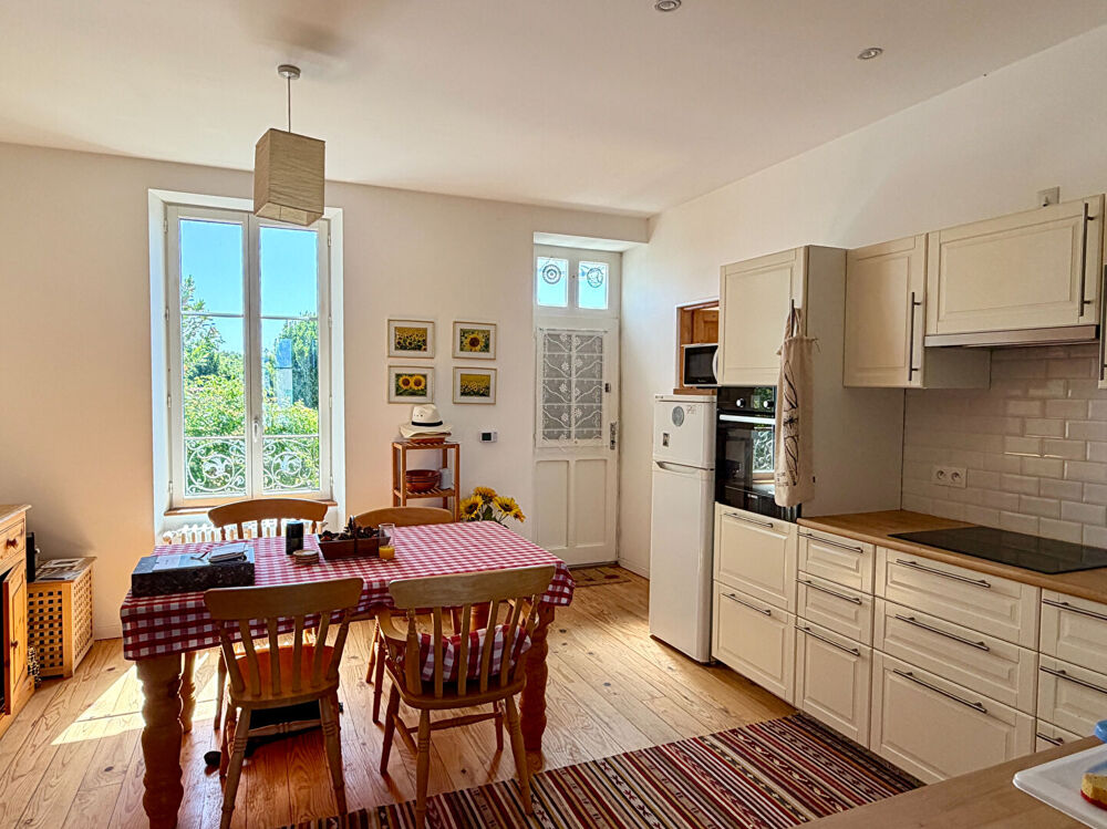 Vente Maison Charmante maison non-mitoyenne avec garage, pas d'anomalies Les eduts