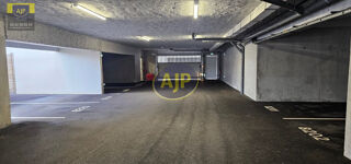  Parking / Garage à vendre 