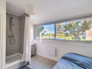  Appartement à louer 4 pièces 66 m²