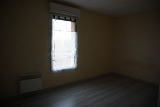  Appartement à louer 3 pièces 60 m²