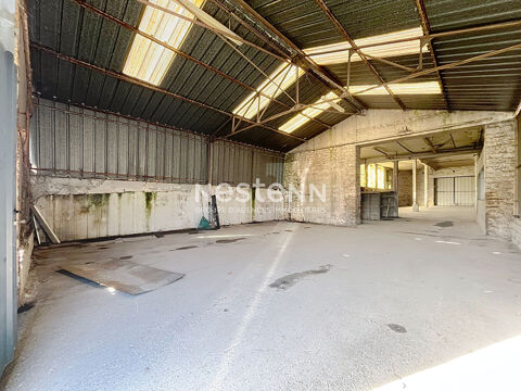 Entrep&ocirc;t, bureaux, et appartement &agrave; QUIMPERLE proche GARE. 496800 29300 Quimperle