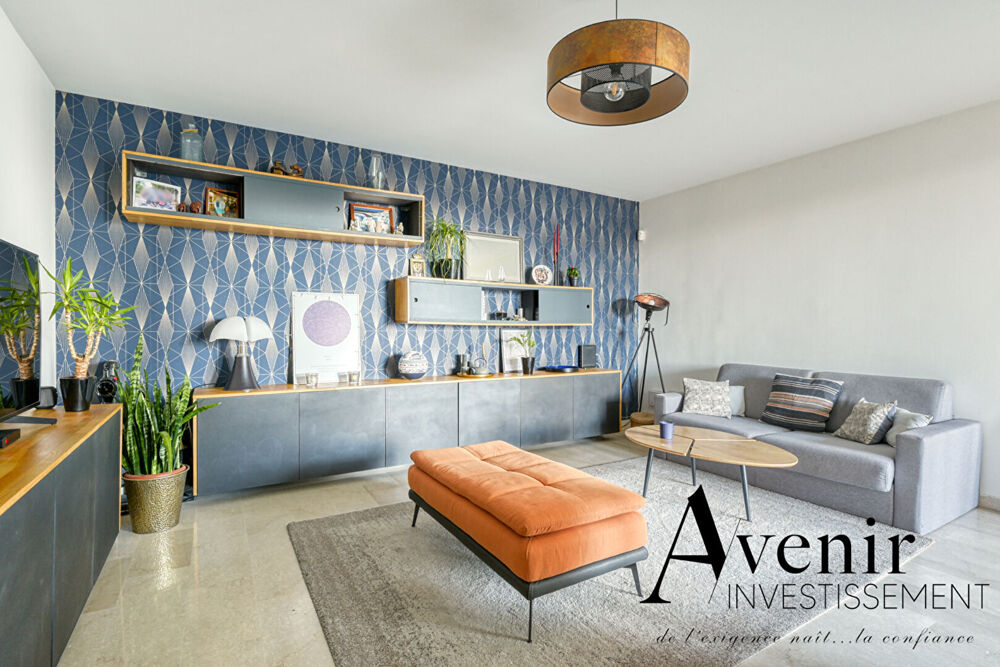 Location Appartement Appartement 70m2 2 chambres avec terrasse et box fermé Résidence standing avec piscine Lyon 4ème Croix-Rousse Lyon 4