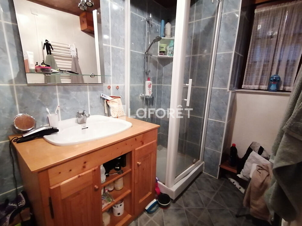 � vendre  Maison Montvalezan (73700)