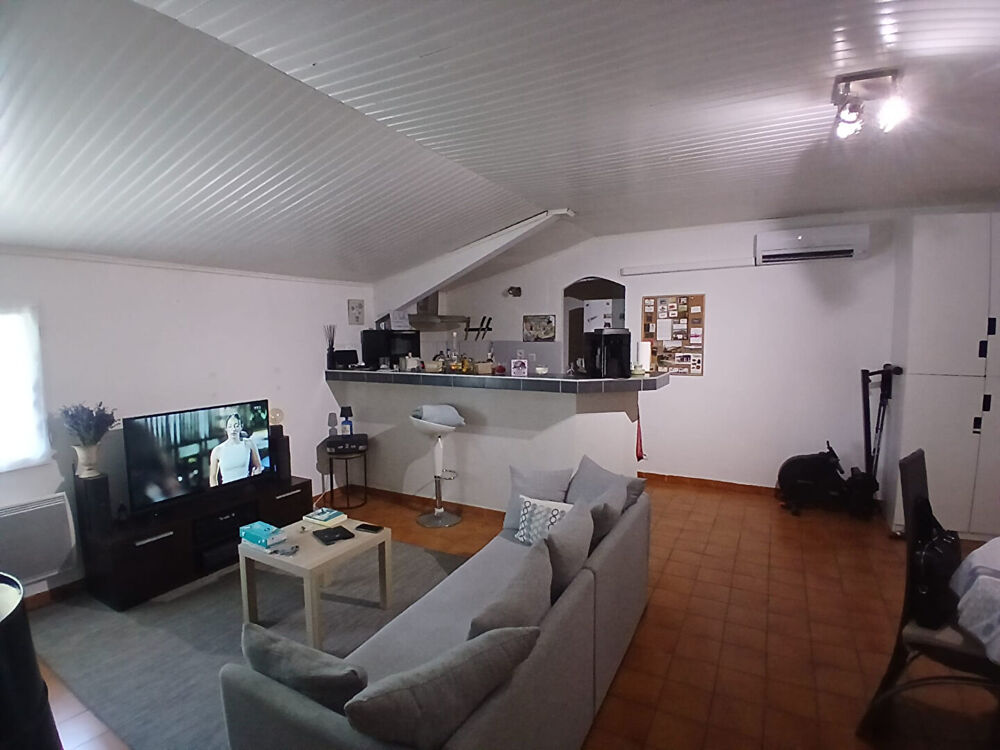 Location Appartement T2 meublé à Cavaillon de 67m² en campagne avec stationnement Cavaillon