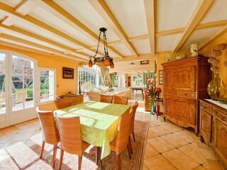  Maison  vendre 7 pices 261 m