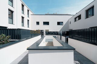  Parking / Garage � vendre 