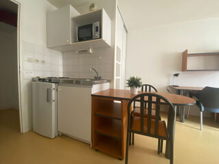  Appartement à louer 1 pièce 23 m²
