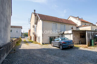  Immeuble � vendre 7 pi�ces 235 m�