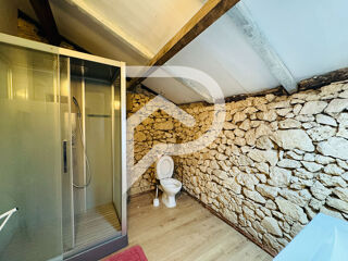  Villa � vendre 15 + pi�ces 789 m�